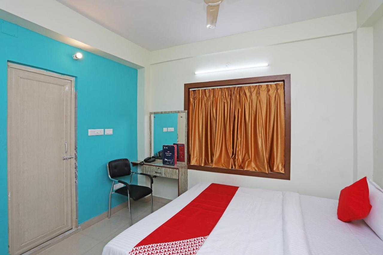 Oyo 17187 Urban Casa Hotel Calcutta  Esterno foto